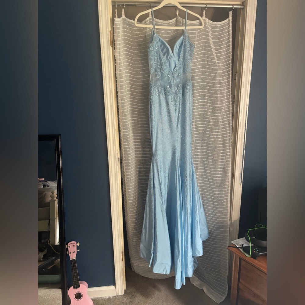 Sherri Hill Prom Dress
56071 - Picture 2 of 12